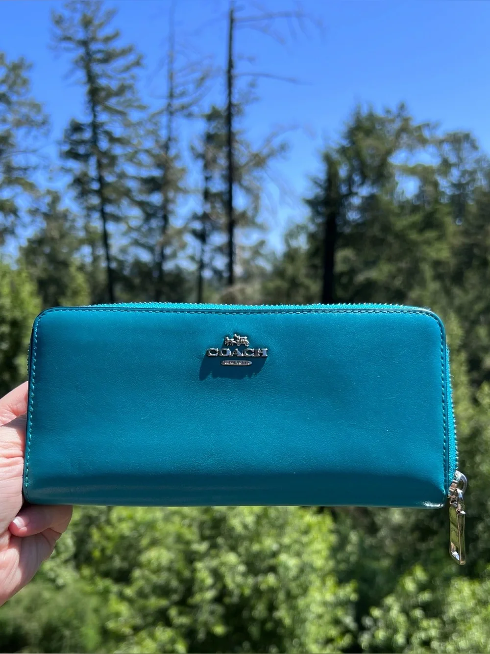 COACH Long Zip-Around Wallet Smooth Leather Blue w Silver Hardware AUTHENTIC